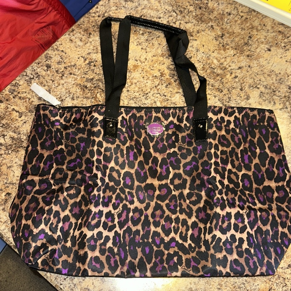 Coach Tote bag and removable pouch